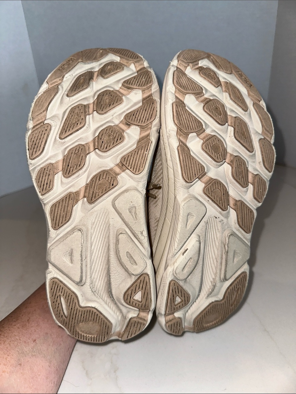 HOKA Women’s Clifton 9 in Shifting Sand/Eggnog - Picture 13 of 15